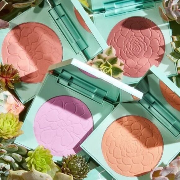 Night Bloom Colourpop Blush ✨PICK 3/$30✨ - Picture 5 of 6